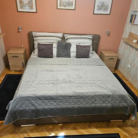 Habos Isler Apartman 16 Сольнок Екстер'єр фото