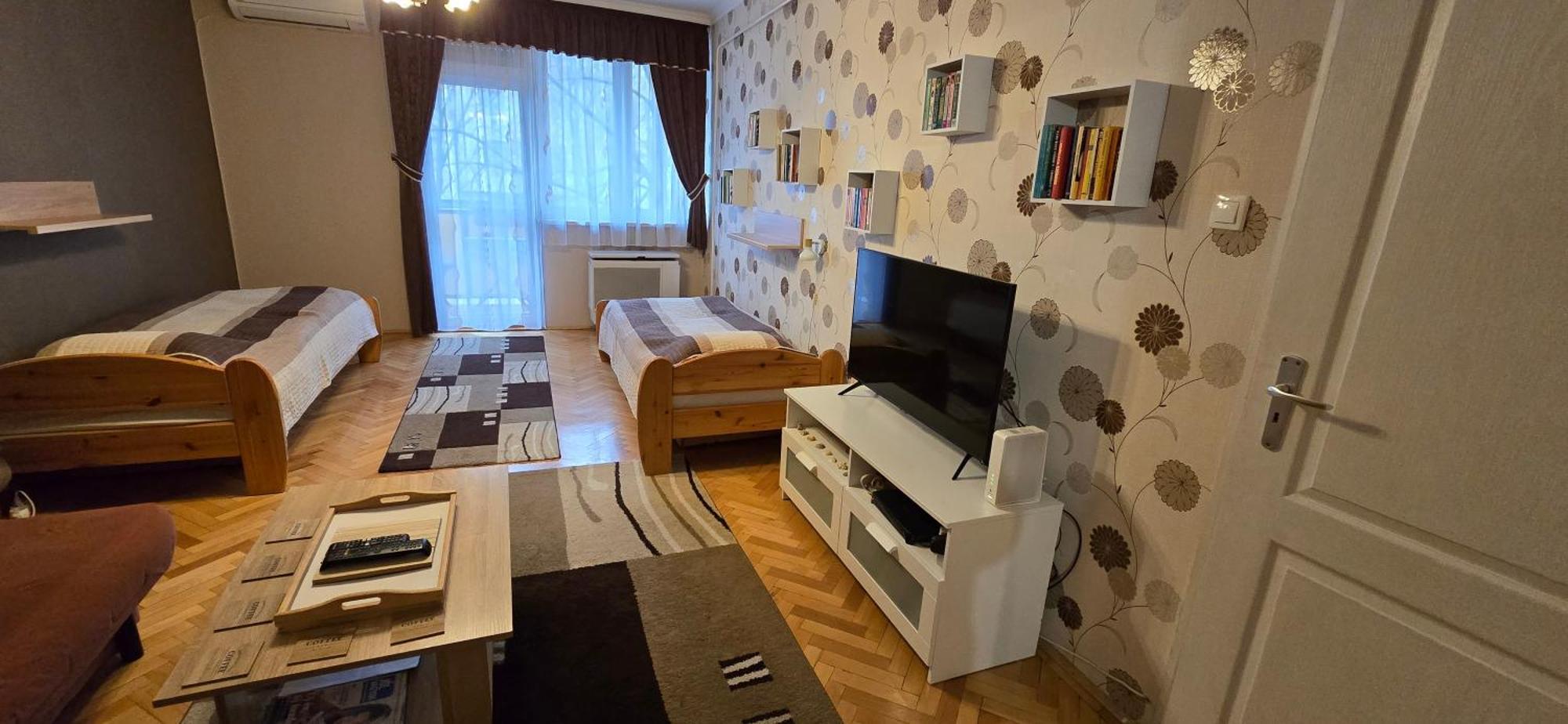 Habos Isler Apartman 16 Сольнок Екстер'єр фото